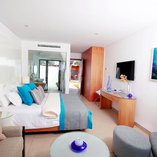 חופשה ימית בנחשולים