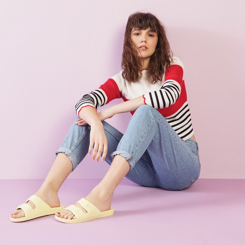 אביב בנעליים