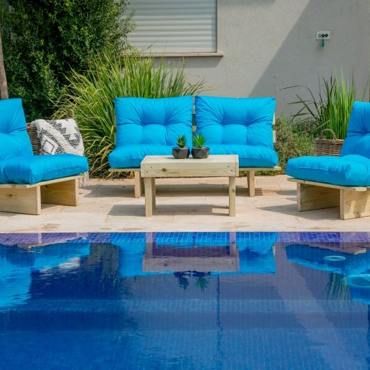 פינות זולה לאירוח מושלם בגינה